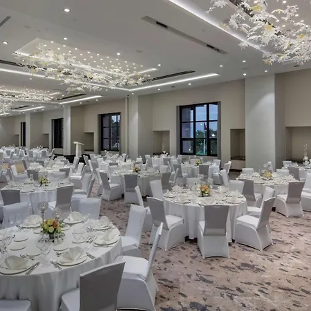 Hilton Maslak 5* Istambul