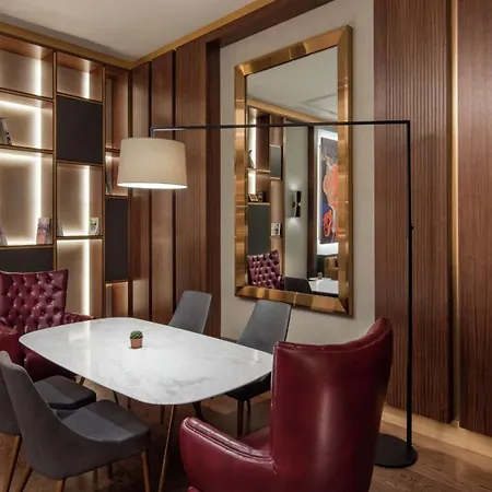 Hotel Hilton Maslak 5*