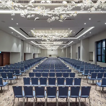 Hilton Maslak ホテル イスタンブール