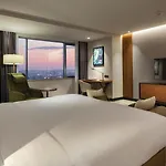Hilton Maslak