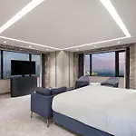 Hilton Maslak 4*