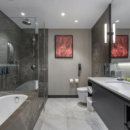 Hilton Maslak Hotel 5*