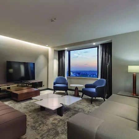 Hilton Maslak Otel 5*