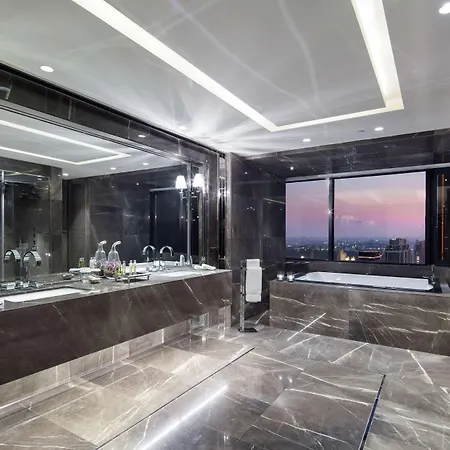 Hilton Maslak 5* İstanbul