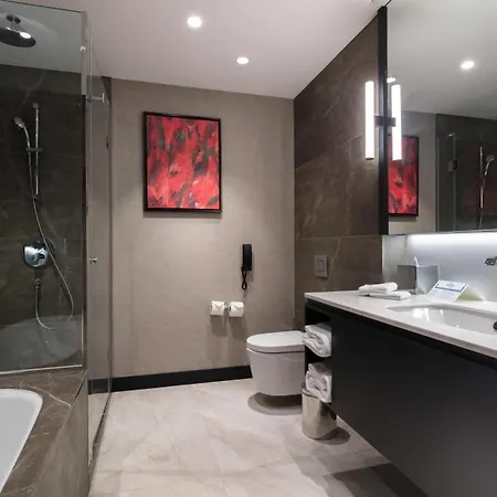 Hilton Maslak 4*