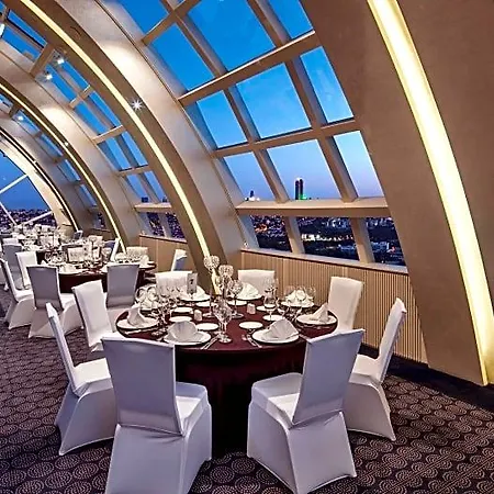 Hilton Maslak Отель