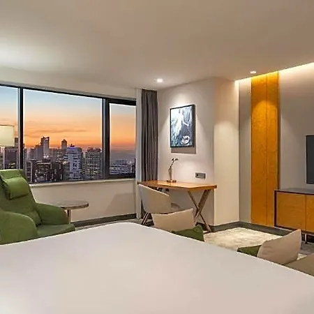 Отель Hilton Maslak 4*
