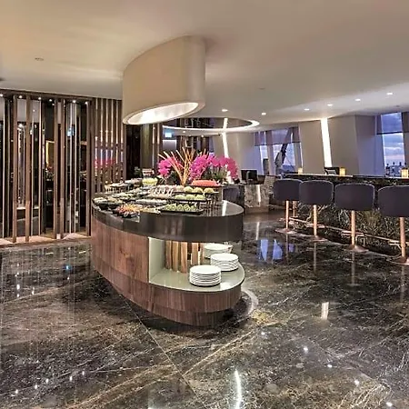 Hilton Maslak