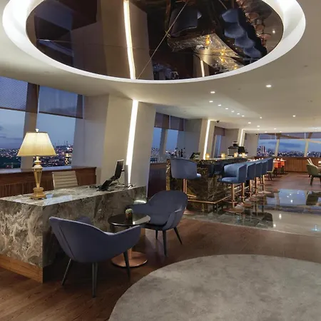 Hilton Maslak 4*