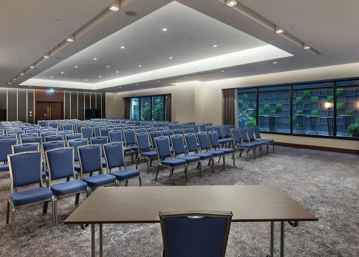 Hilton Maslak Отель 5*