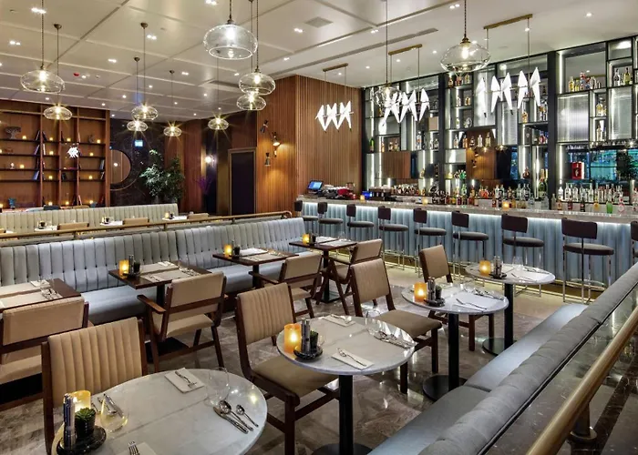 Hilton Maslak 5* Стамбул