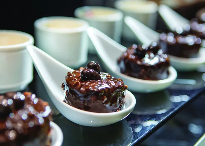 Hilton Maslak Отель