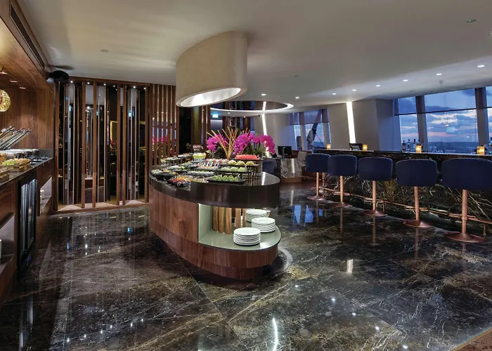 Отель Hilton Maslak