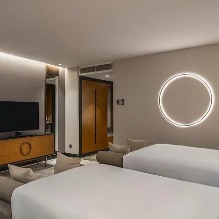 Hilton Maslak 5*